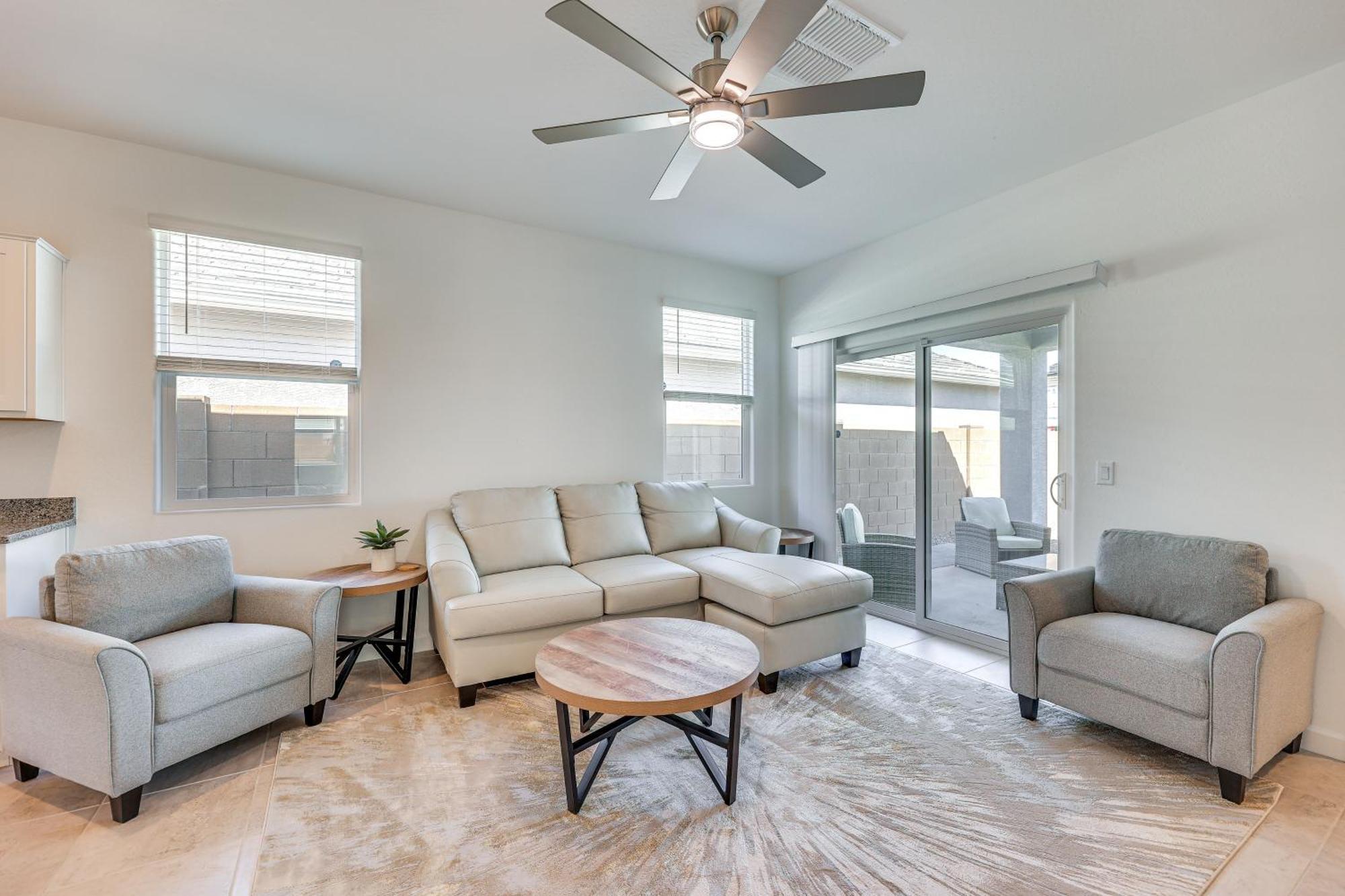 Maricopa Home With Putting Green And Covered Patio! Eksteriør billede